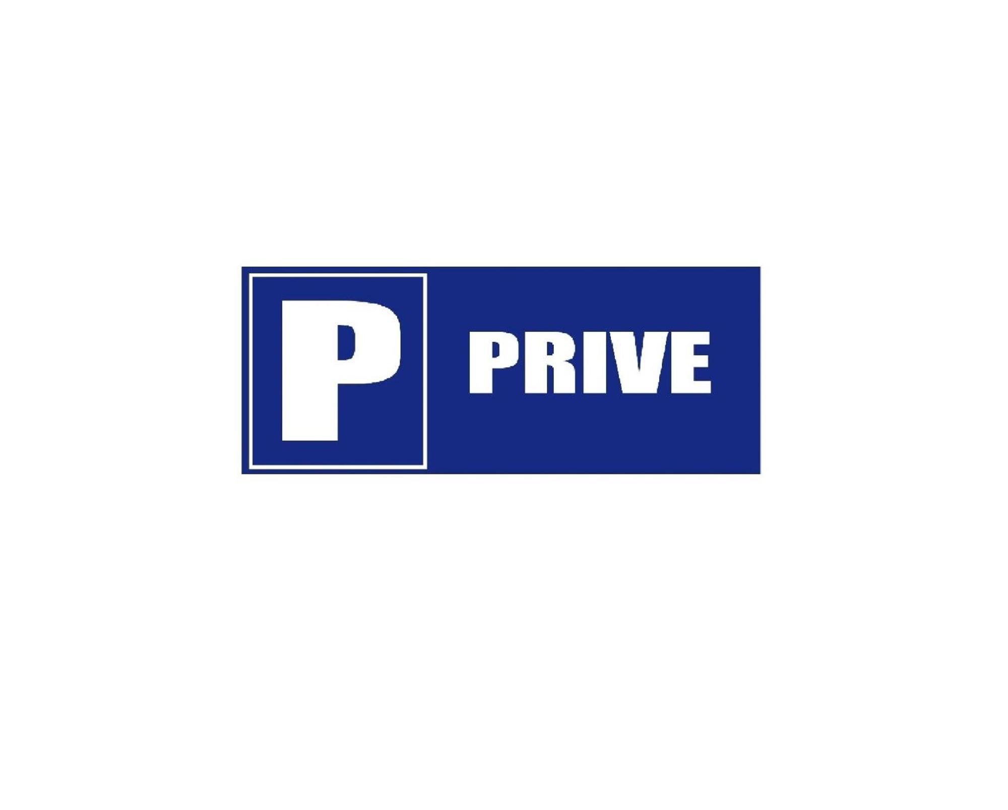 St-Quentin-En-Yvelines Plusieurs Appartements Avec Parking トラップ エクステリア 写真