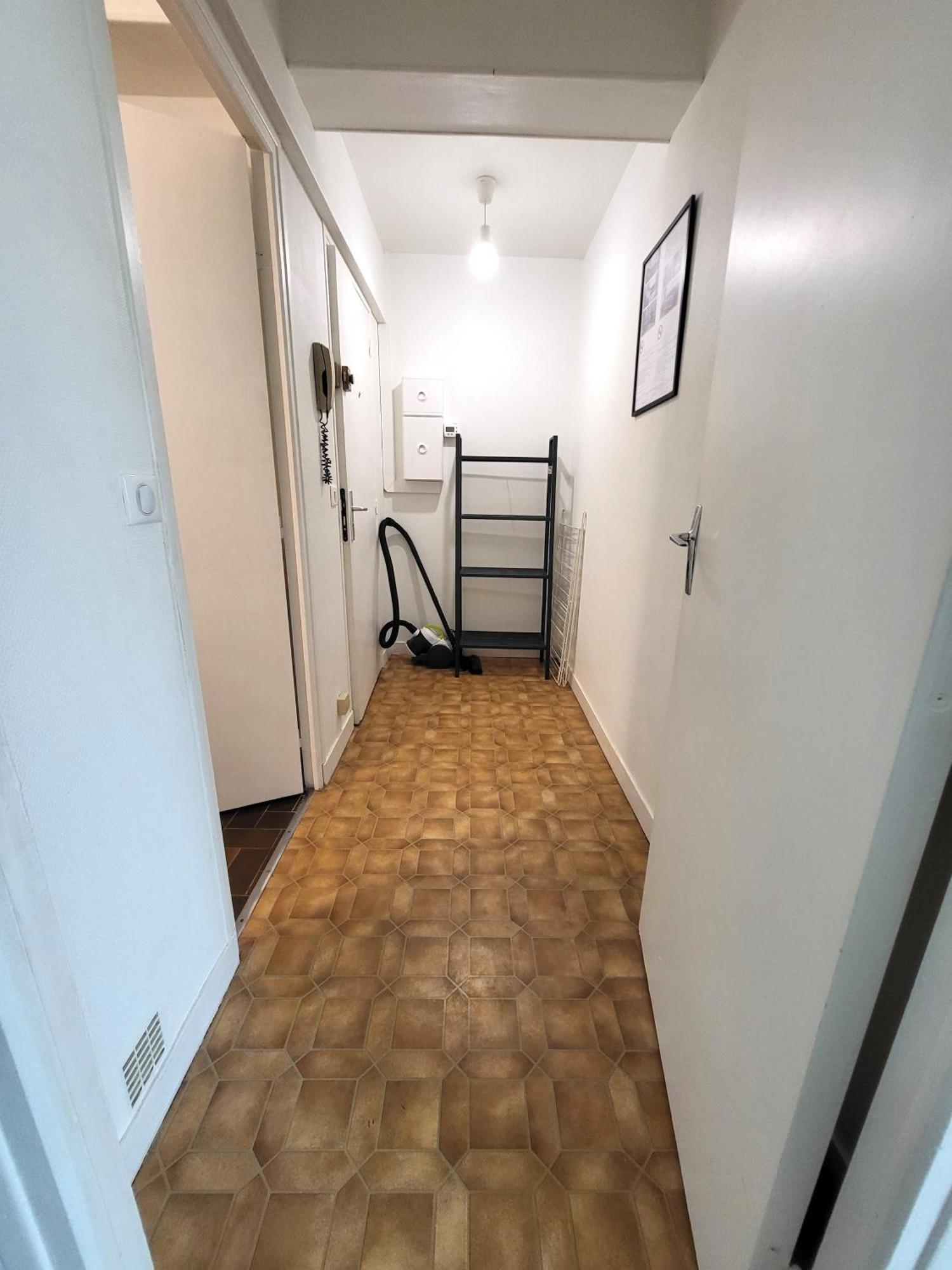 St-Quentin-En-Yvelines Plusieurs Appartements Avec Parking トラップ エクステリア 写真