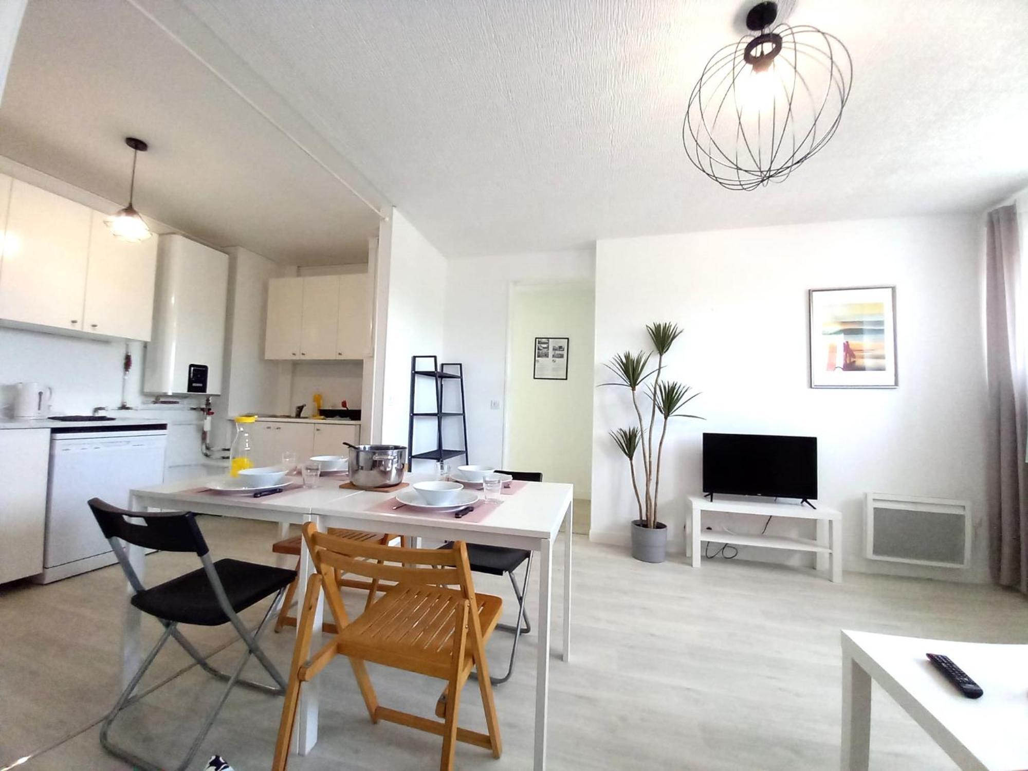 St-Quentin-En-Yvelines Plusieurs Appartements Avec Parking トラップ 部屋 写真